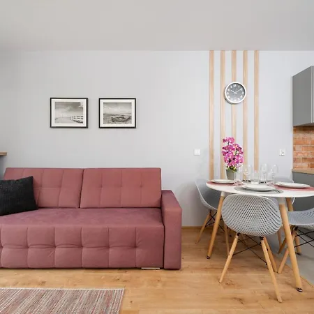 Kamienna Krzyki With Free Garage By Renters アパート *
