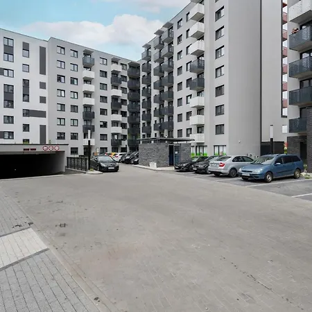 Kamienna Krzyki With Free Garage By Renters