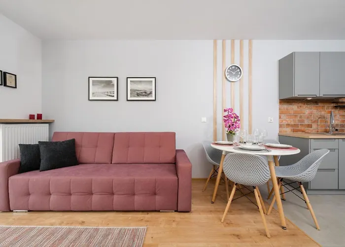 Kamienna Krzyki With Free Garage By Renters Διαμέρισμα *