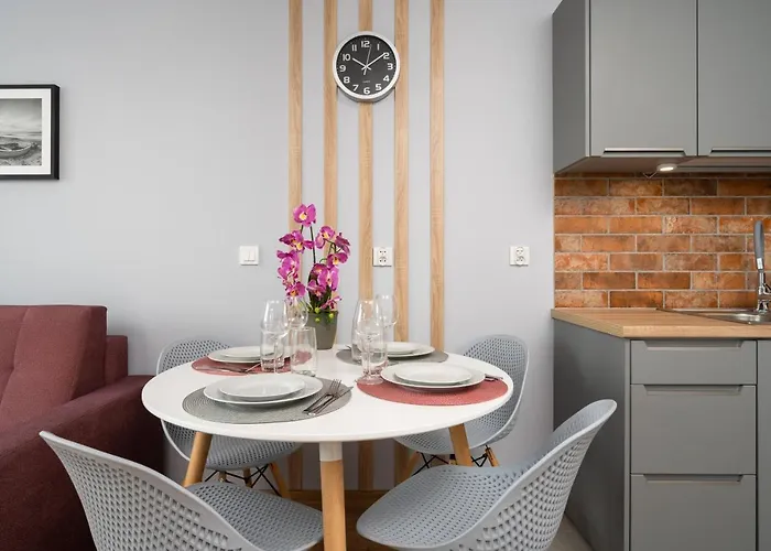 Διαμέρισμα Kamienna Krzyki With Free Garage By Renters Βρότσλαβ