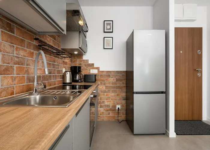 Kamienna Krzyki With Free Garage By Renters Βρότσλαβ