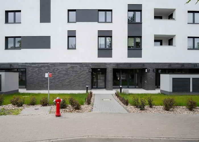 Kamienna Krzyki With Free Garage By Renters Διαμέρισμα Βρότσλαβ